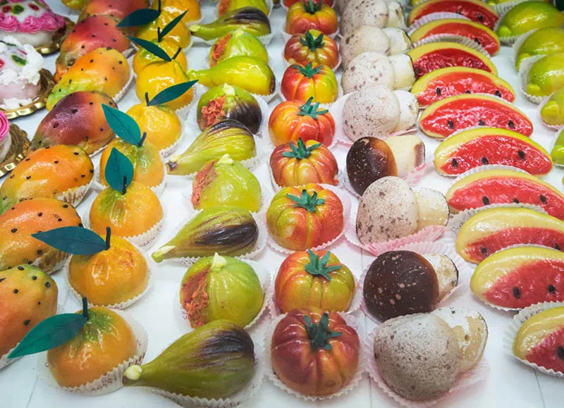 What to buy in Palermo - Frutta Martorana